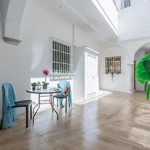  Apartment Dona Blanca Centro Diseno Minimalista